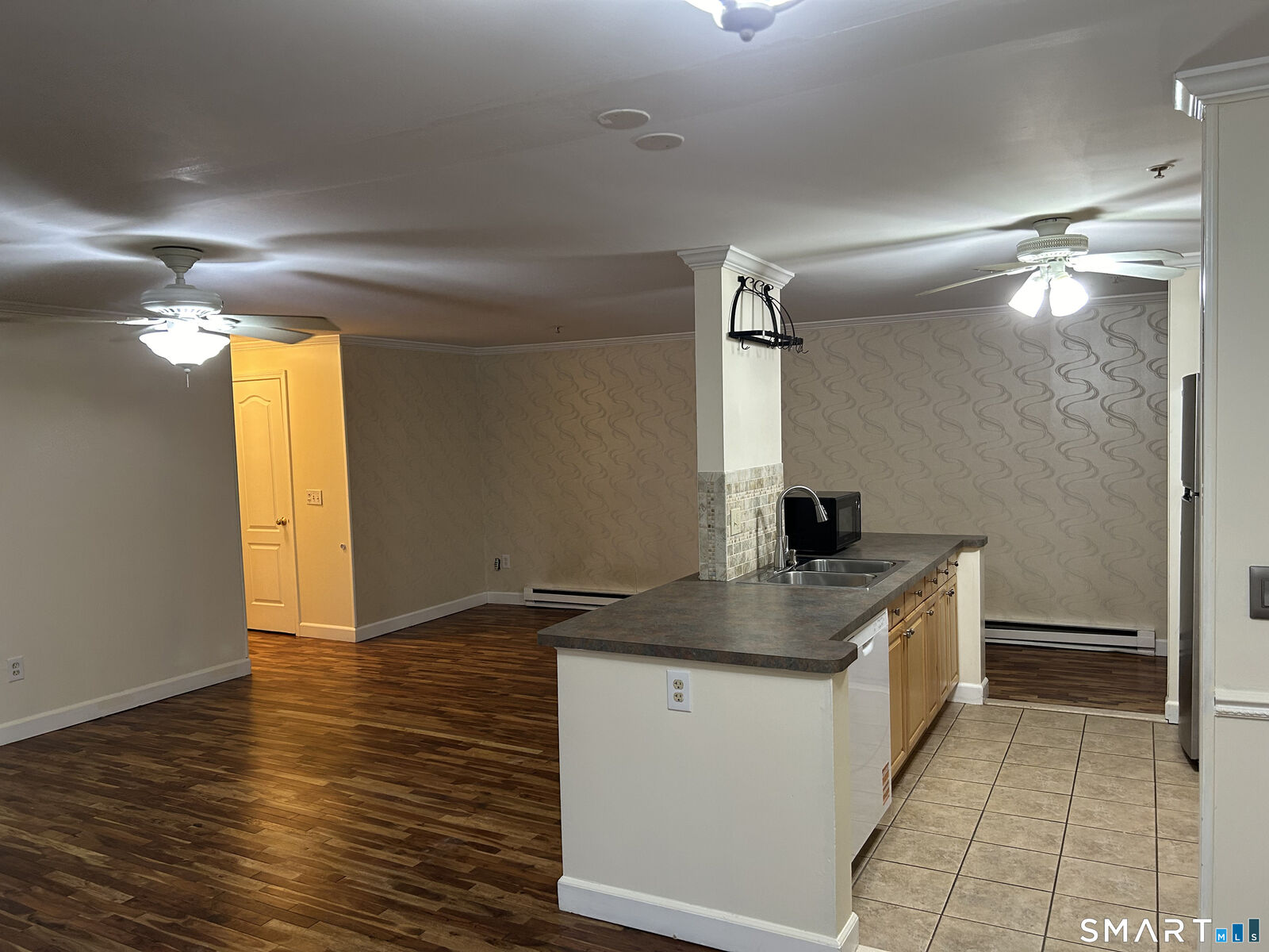 Property Photo:  14 Newtown Road B3  CT 06810 