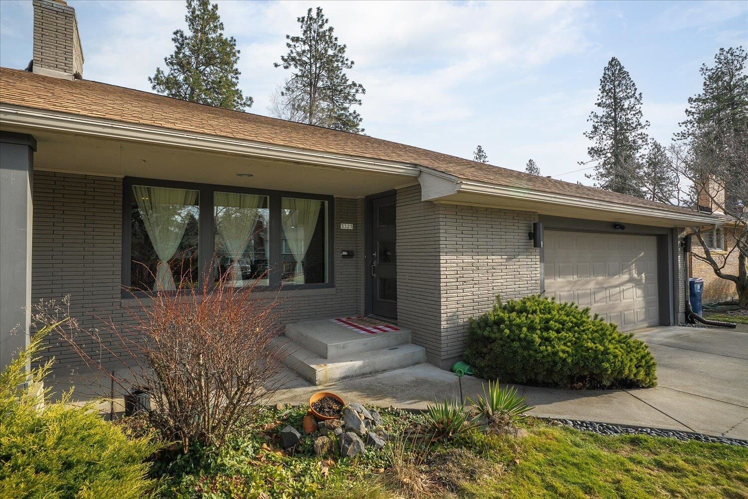 Property Photo:  3325 S Bernard St  WA 99203 