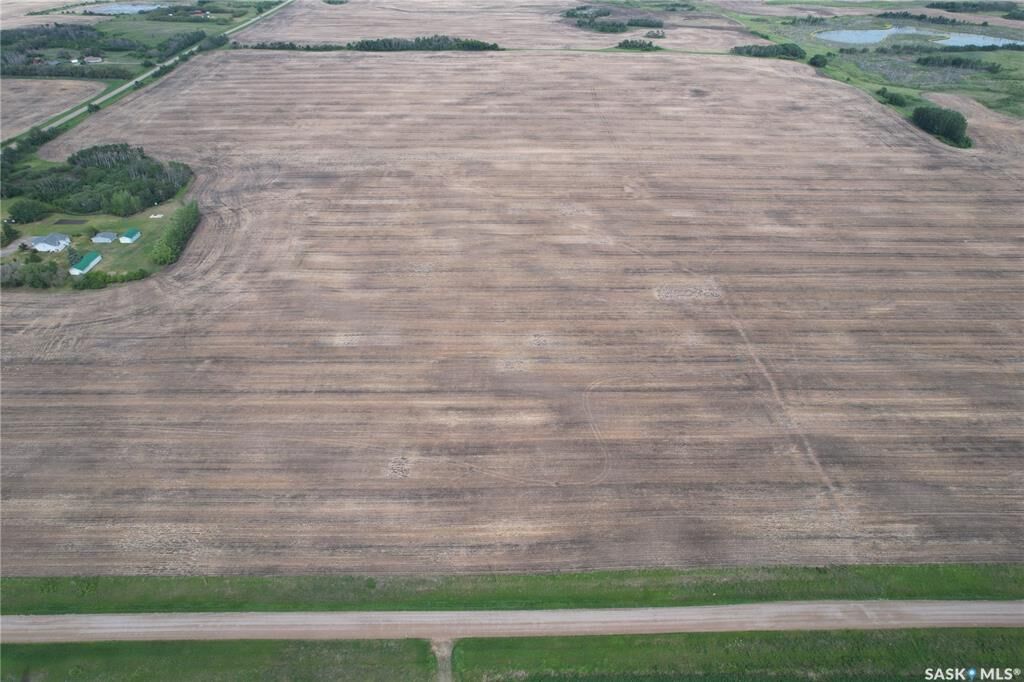 Property Photo:  Address Rural Address  SK S7M 0M7 