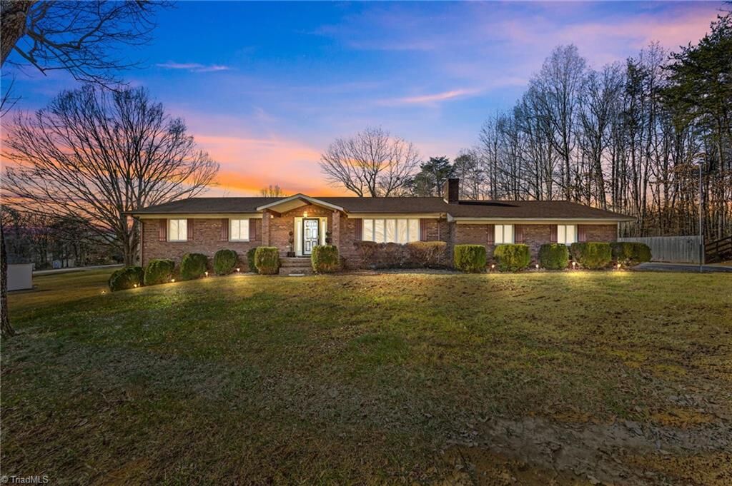 Property Photo:  1311 Virginia Street  NC 27288 