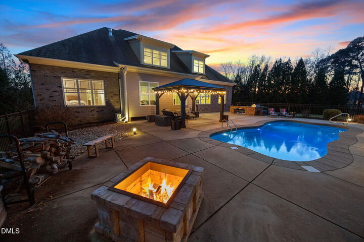 Property Photo:  5700 Accipiter Court  NC 27526 