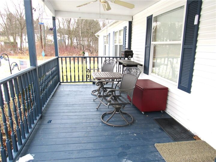 Property Photo:  719 Joy Ln  PA 16001 