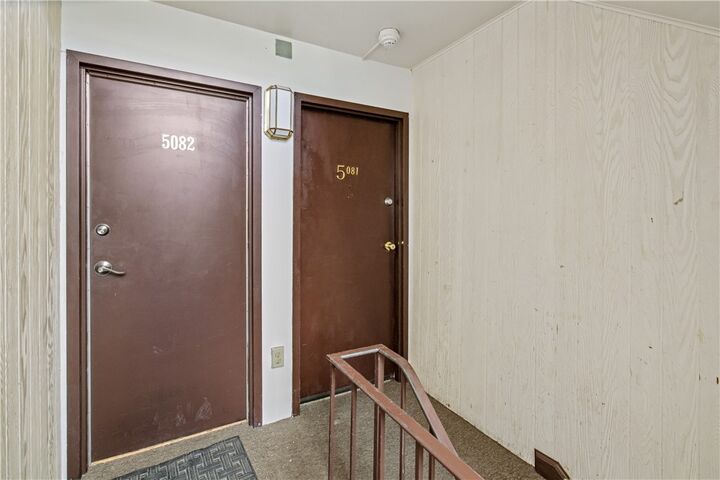 Property Photo:  5081 Sanlin Dr  PA 15108 