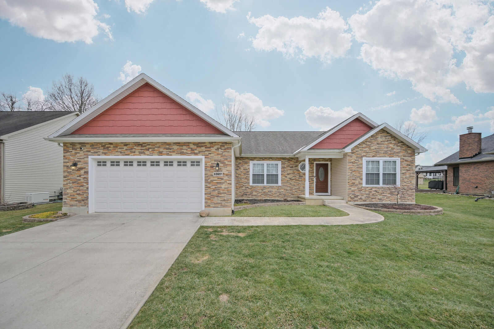 Property Photo:  1327 Kingsgate Road  OH 45503 