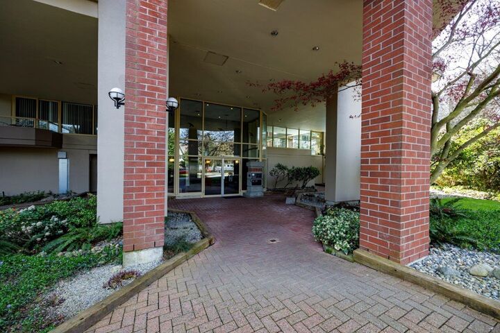 Property Photo:  738 Farrow Street 903  BC V3J 7V4 