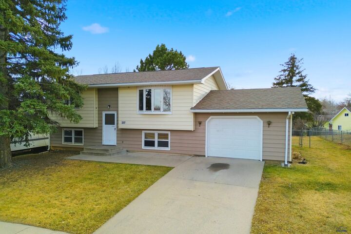 Property Photo:  3317 Arizona  SD 57701 