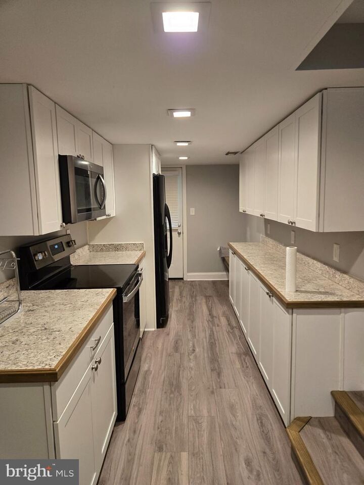 Property Photo:  24170 John Cameron Way 24170  MD 20636 