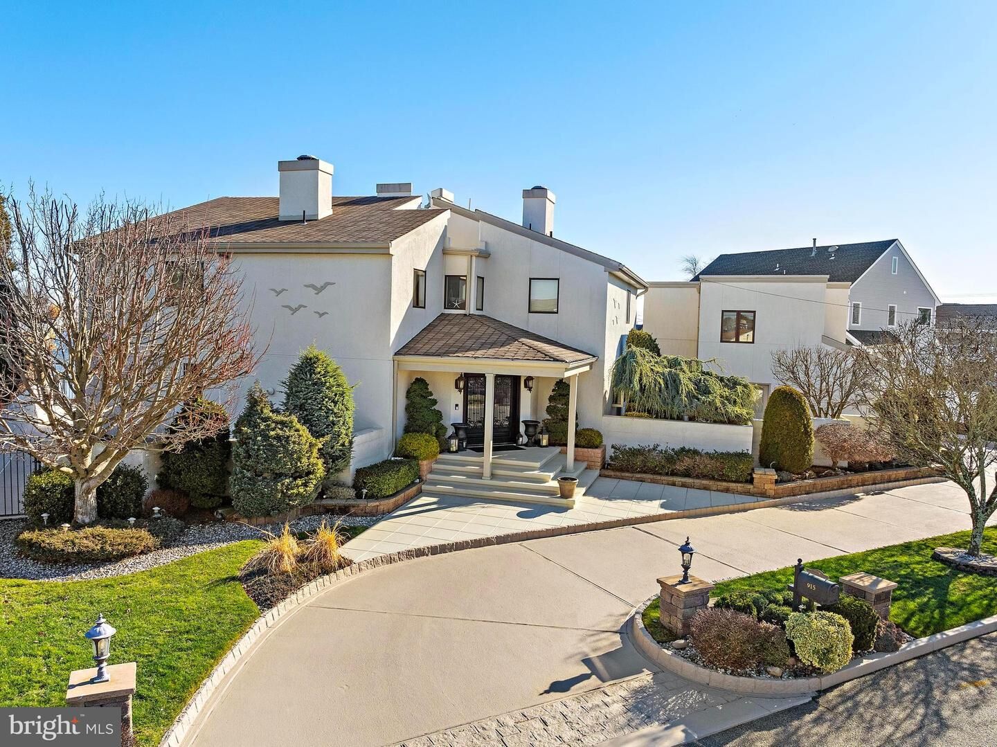 Property Photo:  915 Shenandoah Drive  NJ 08731 