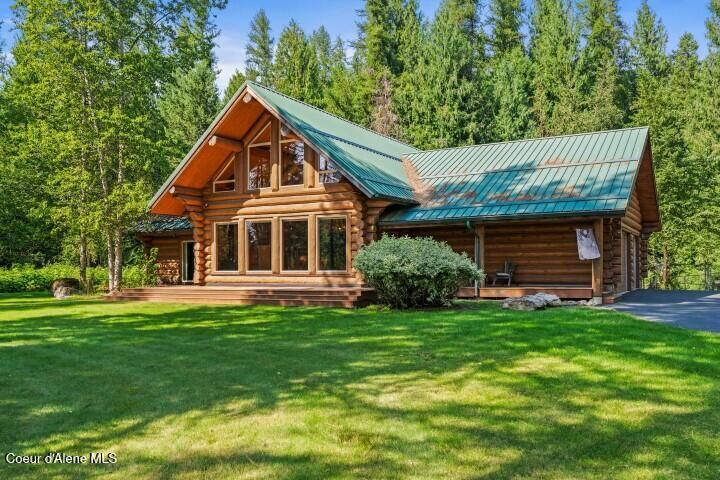 Property Photo: 8031 Lakeshore Dr ID 83860