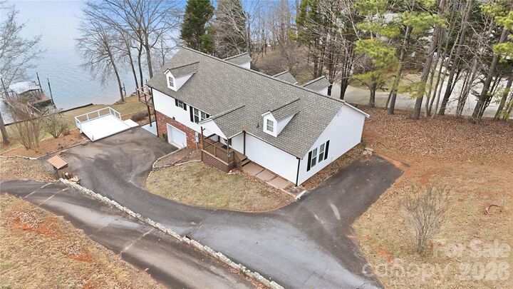 Property Photo:  105 Mountain Aire Drive  NC 28678 