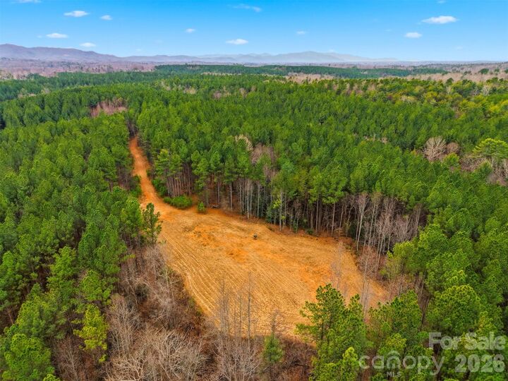 Property Photo:  1486 Huffman Bridge Road  NC 28655 