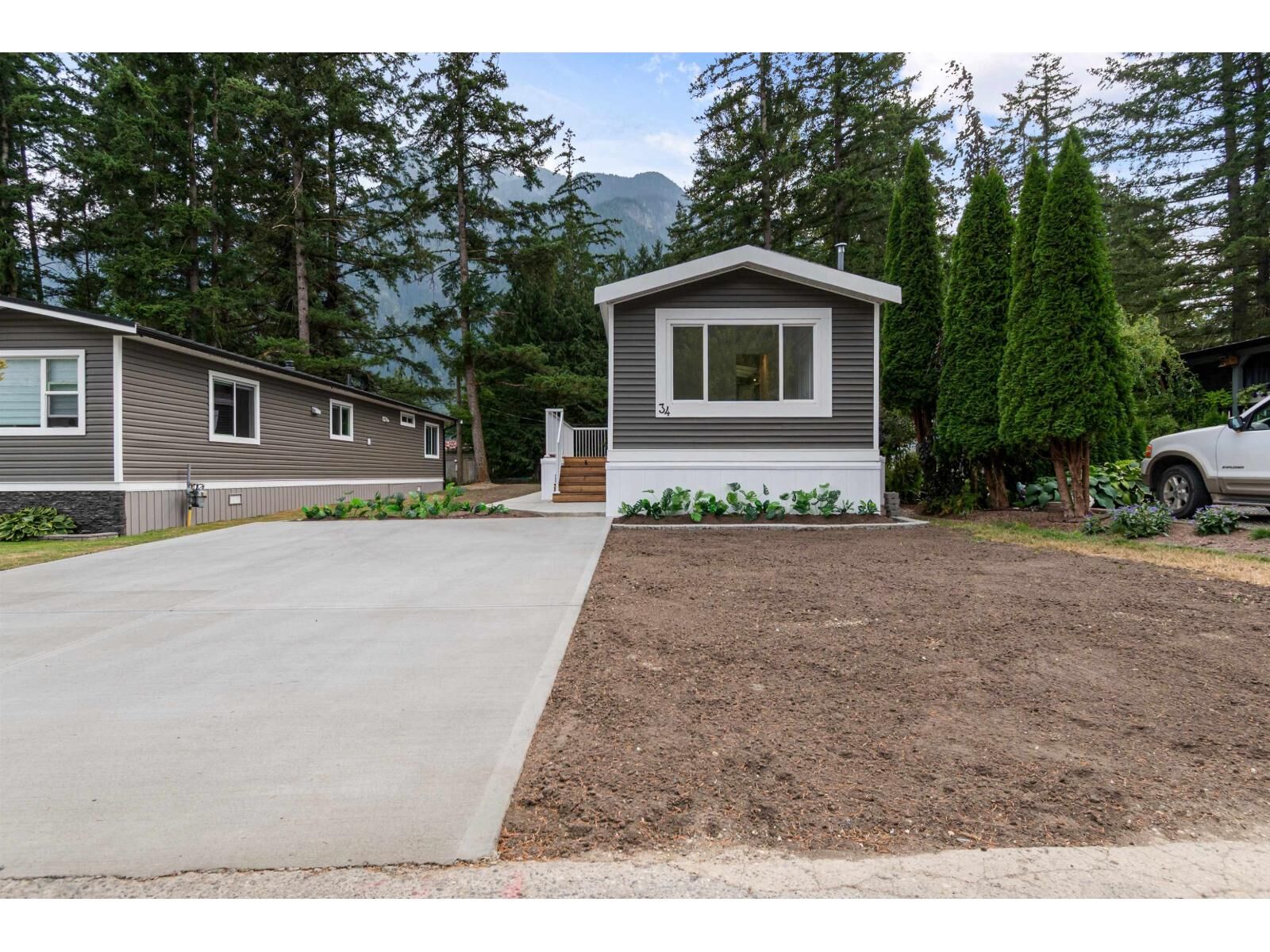 Property Photo:  65367 Kawkawa Lake Road 34  BC V0X 1L1 