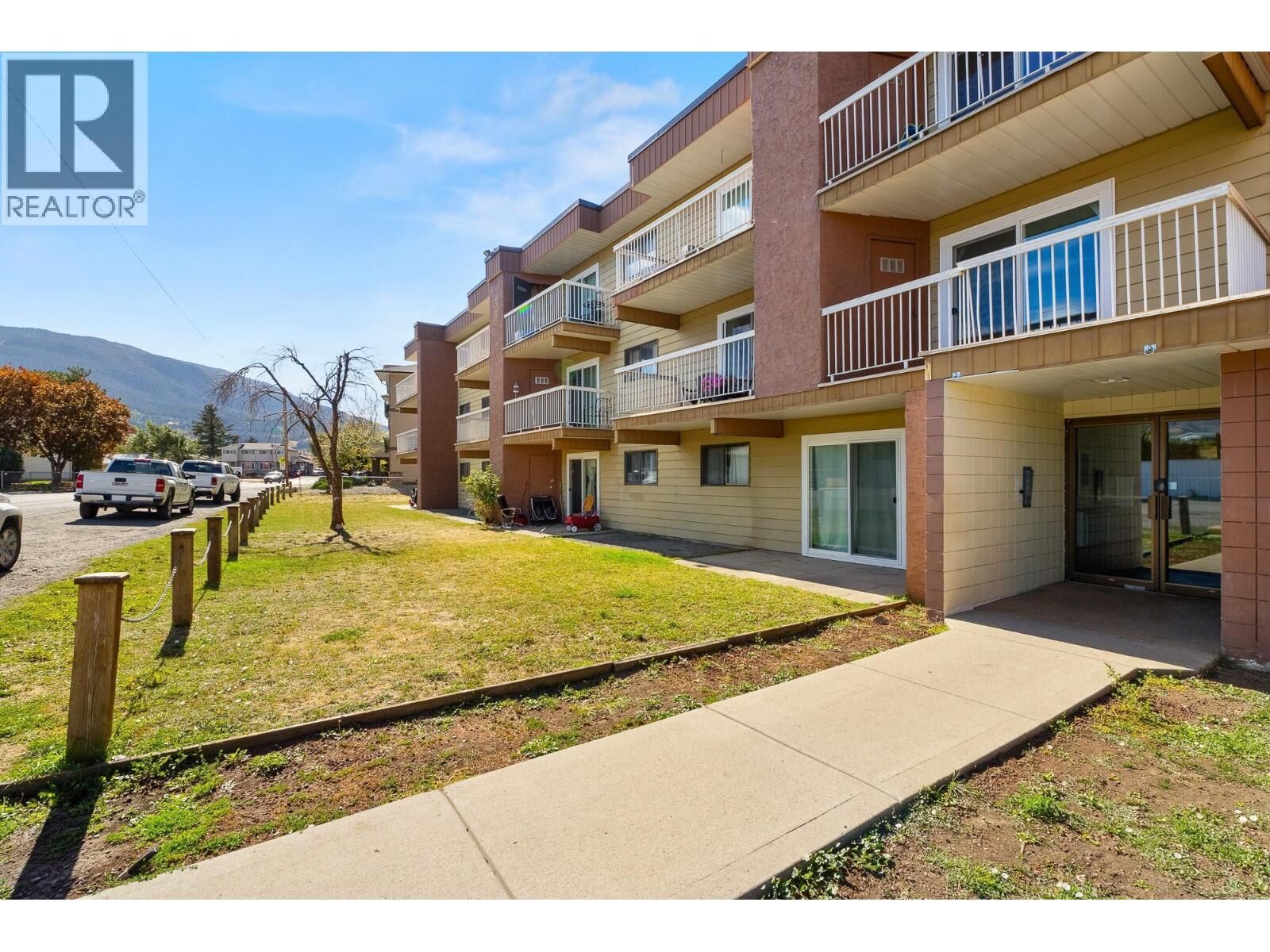 Property Photo:  1703 Menzies Street 314  BC V1K 1A6 