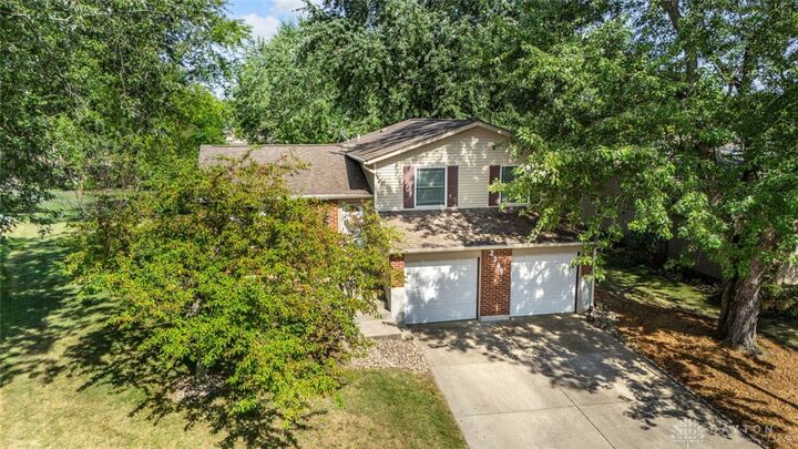 Property Photo:  2389 Windsor Village Drive  OH 45342 