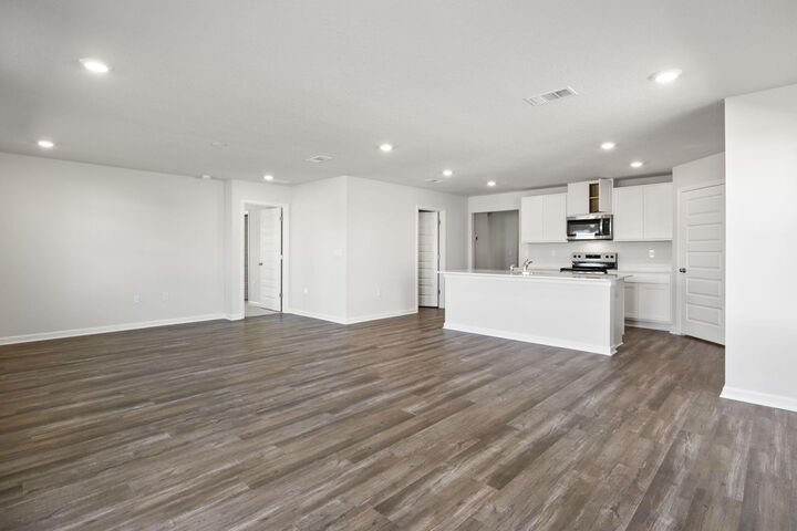 Property Photo: 5896 Pelagic Drive FL 32583