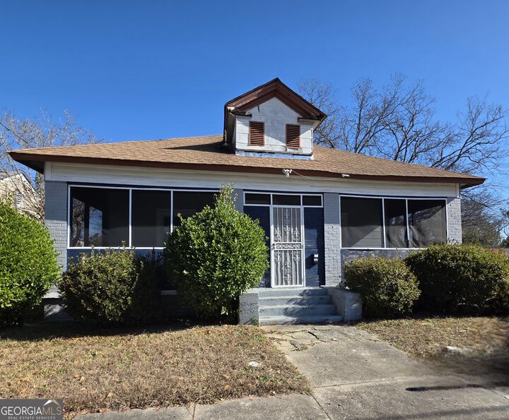 Property Photo:  1492 Virginia Avenue  GA 31204 