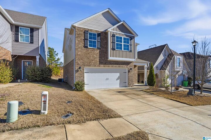 Property Photo:  673 Johnnys Cove  AL 35094 