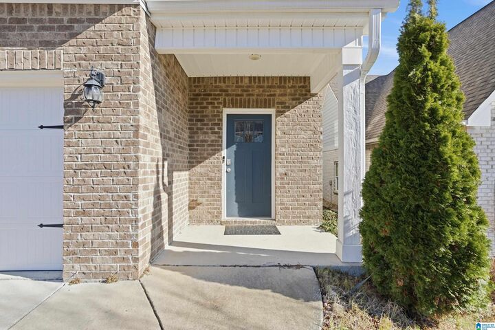 Property Photo:  673 Johnnys Cove  AL 35094 