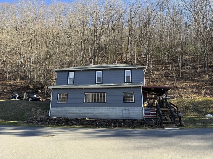 Property Photo:  193 4th  WV 24954 