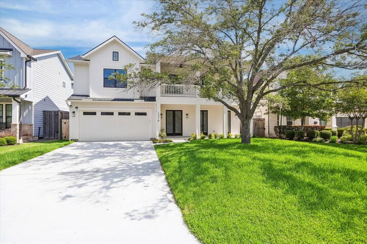 Property Photo: 1316 Althea Drive TX 77018