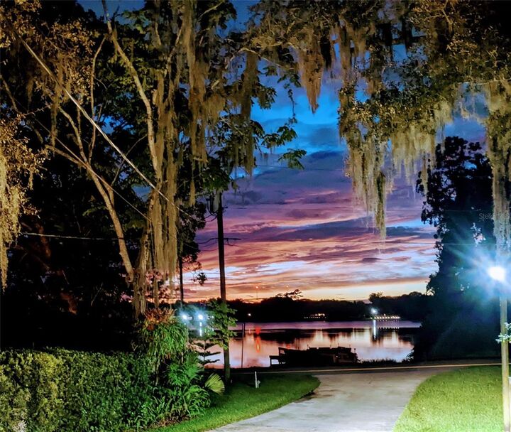 Property Photo:  725 Oxford Street  FL 32750 