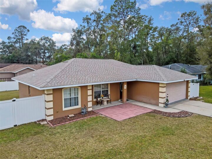 Property Photo:  103 Daisy Lane  FL 34452 