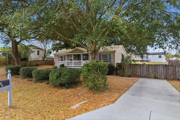 Property Photo: 14110 SE 63rd Avenue FL 34491