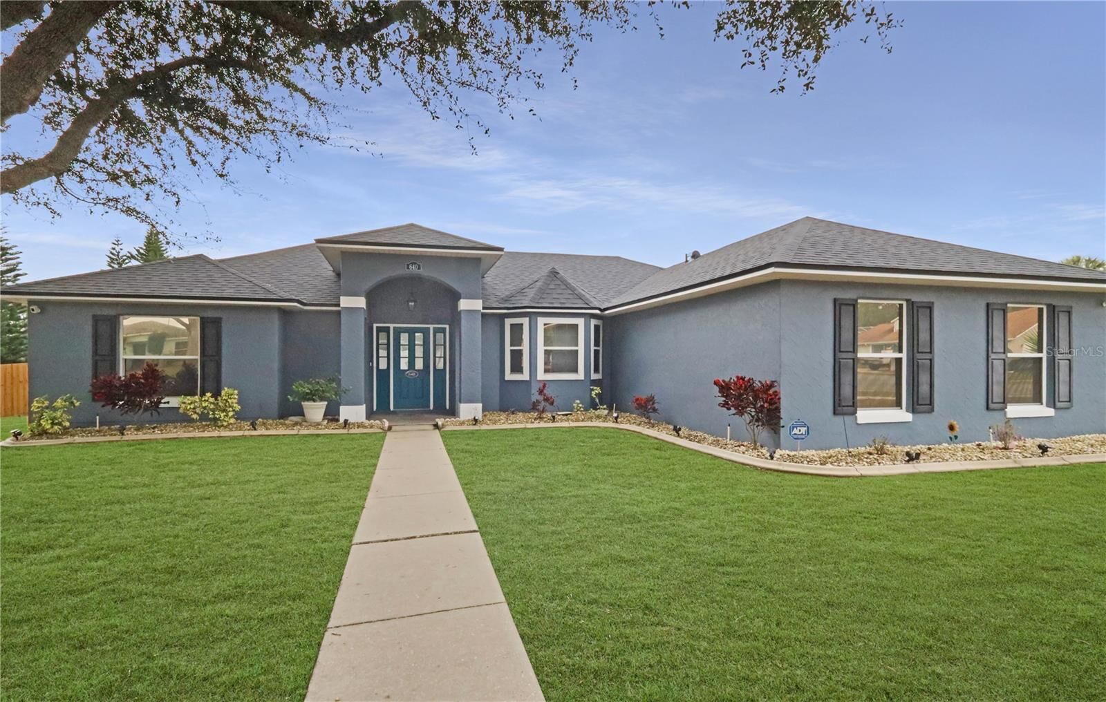 Property Photo:  640 Woodview Drive  FL 32778 