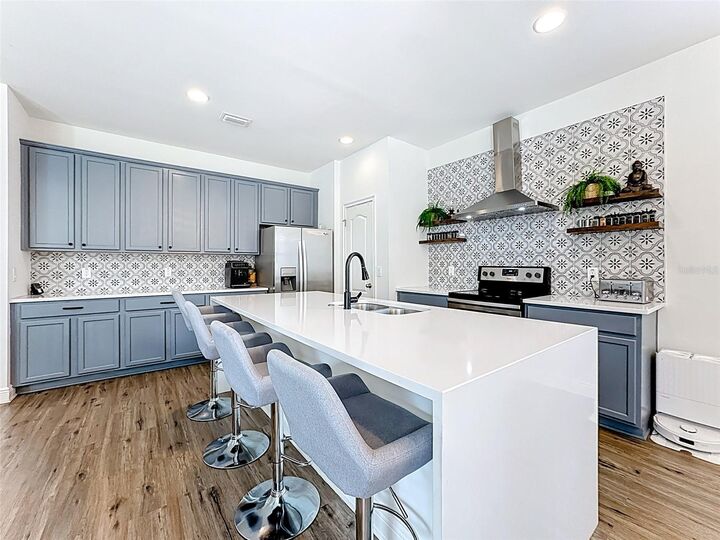 Property Photo:  11578 Ashlin Park Boulevard  FL 34786 