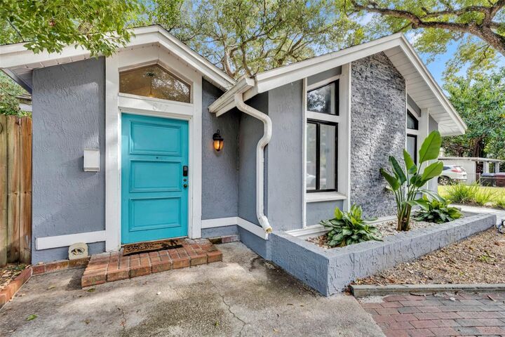 Property Photo: 817 Altaloma Avenue FL 32803