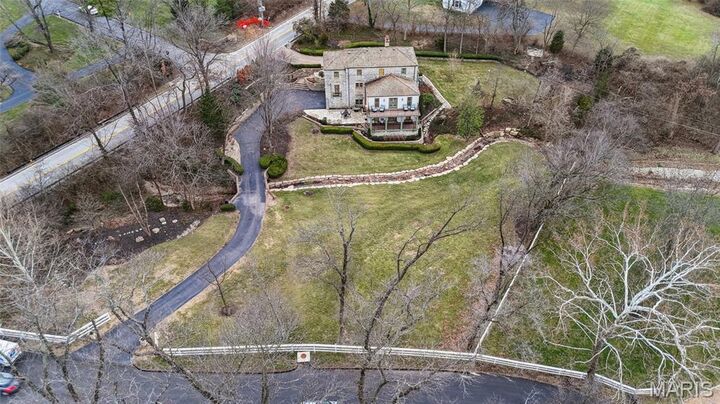 Property Photo:  3 Countryside Lane  MO 63131 