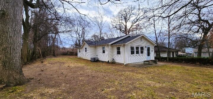 Property Photo:  10724 Lacklink Road  MO 63114 