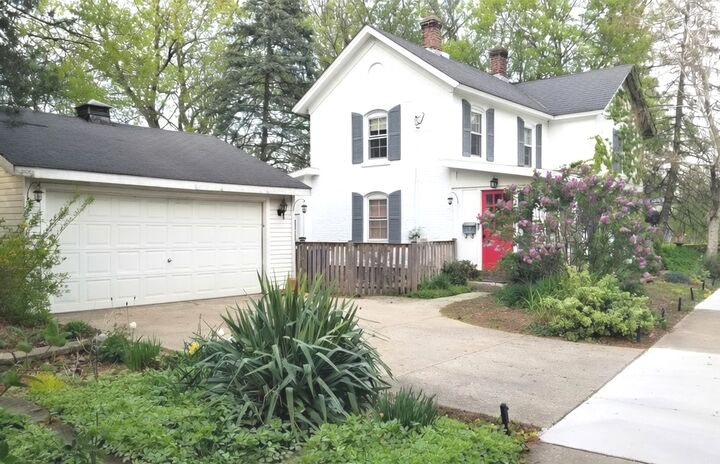 Property Photo:  2536 Old Glenview Road  IL 60091 