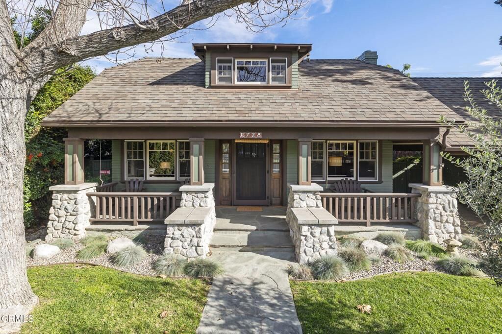 Property Photo: 5728 Mammoth Avenue CA 91401