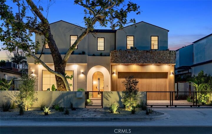 Property Photo:  11746 Blix  CA 91607 