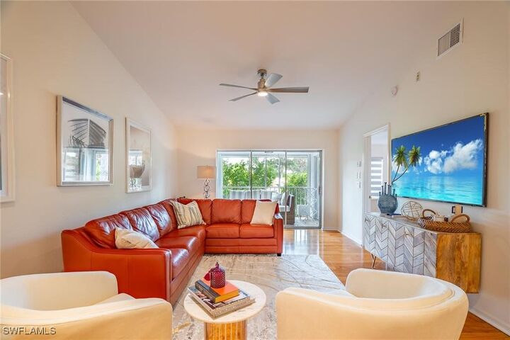 Property Photo: 815 Gulf Pavilion Drive 203 FL 34108
