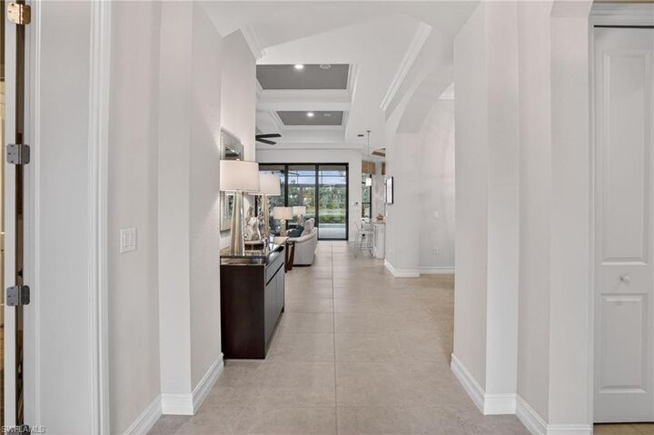 Property Photo:  7255 Lantana Cir  FL 34119 