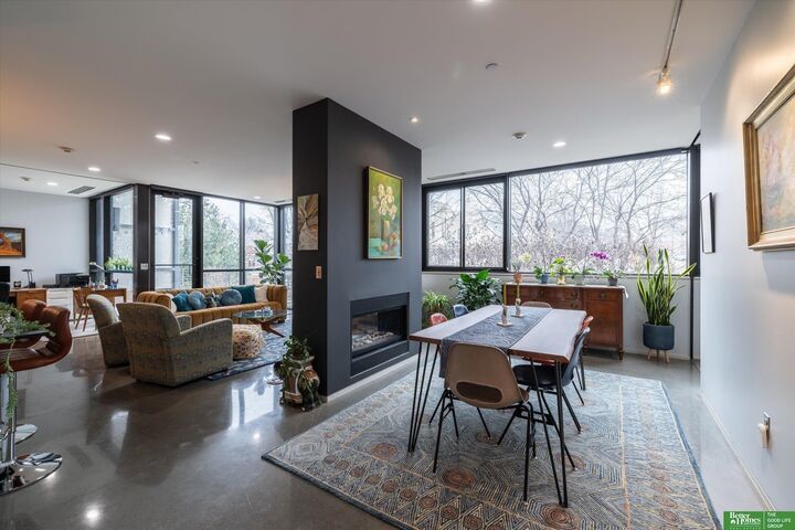 Property Photo: 1502 S 10th Street 108 NE 68108