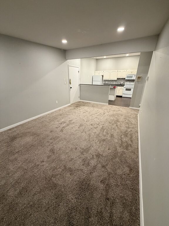 Property Photo:  74 Beach St 2-11  MA 01801 