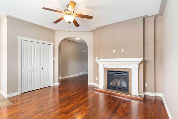 Property Photo:  177 Sparrow Hawk Drive  AB T9K 0L2 