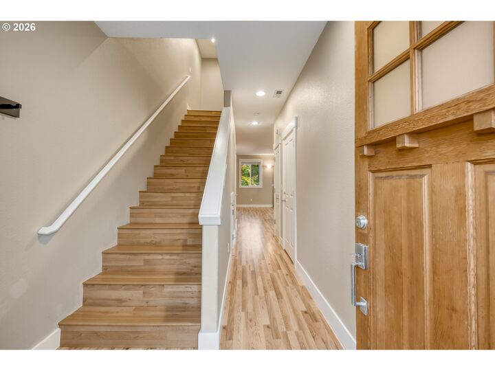 Property Photo:  9530 SW Lodestone Dr  OR 97007 