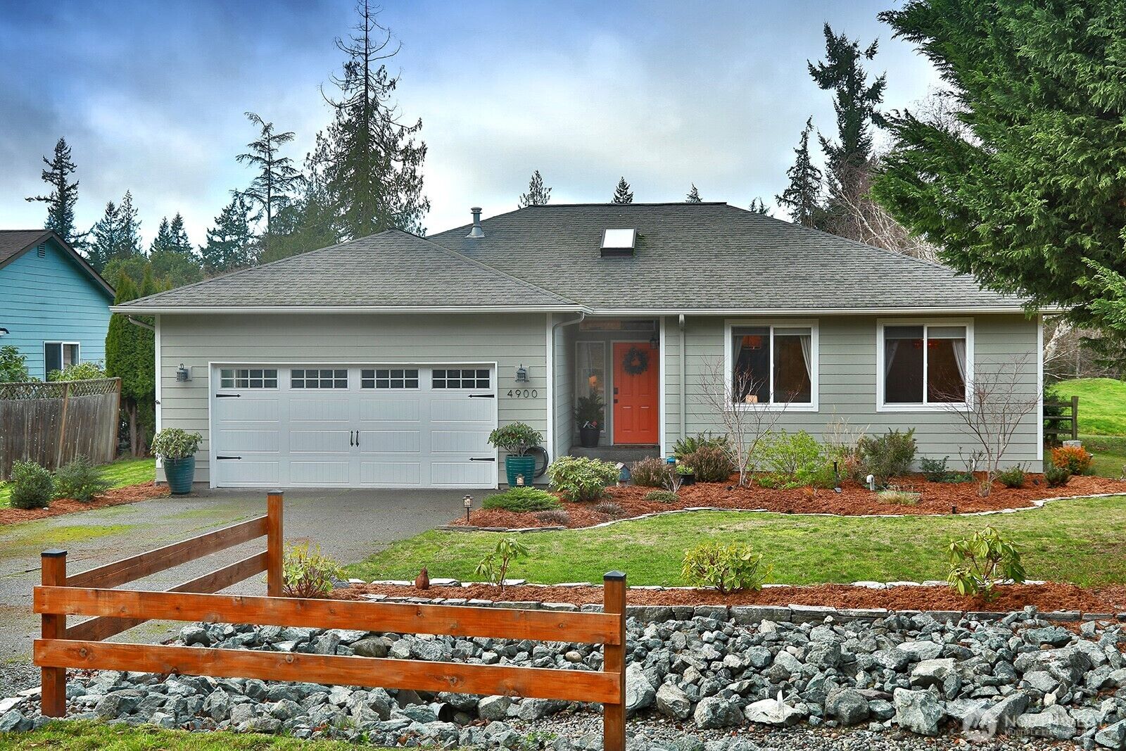Property Photo:  4900  Spinnaker Drive  WA 98249 