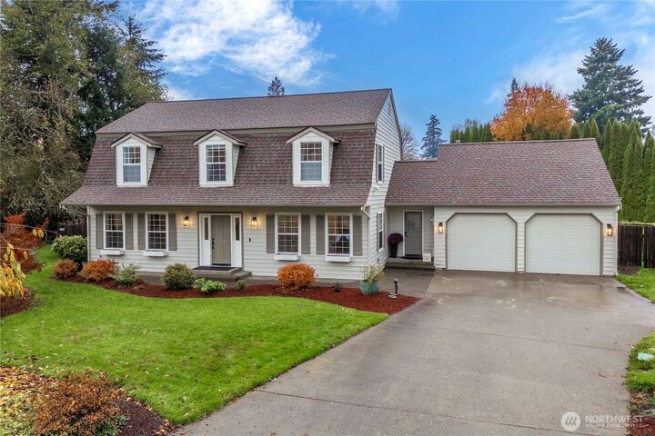 Property Photo:  2810  Briarwood Court SE  WA 98501 