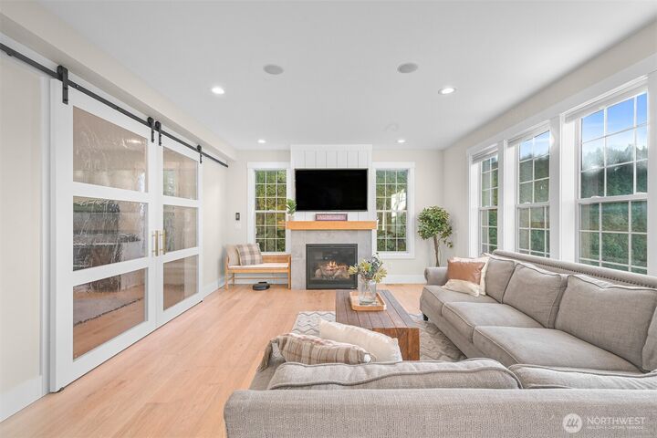 Property Photo:  109 W 2nd Street  WA 98276 