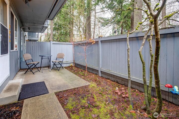 Property Photo:  7520  208th Street SW A101  WA 98026 