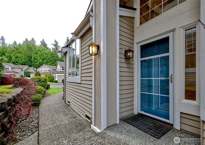 Property Photo:  1703  144th Place SE  WA 98012 