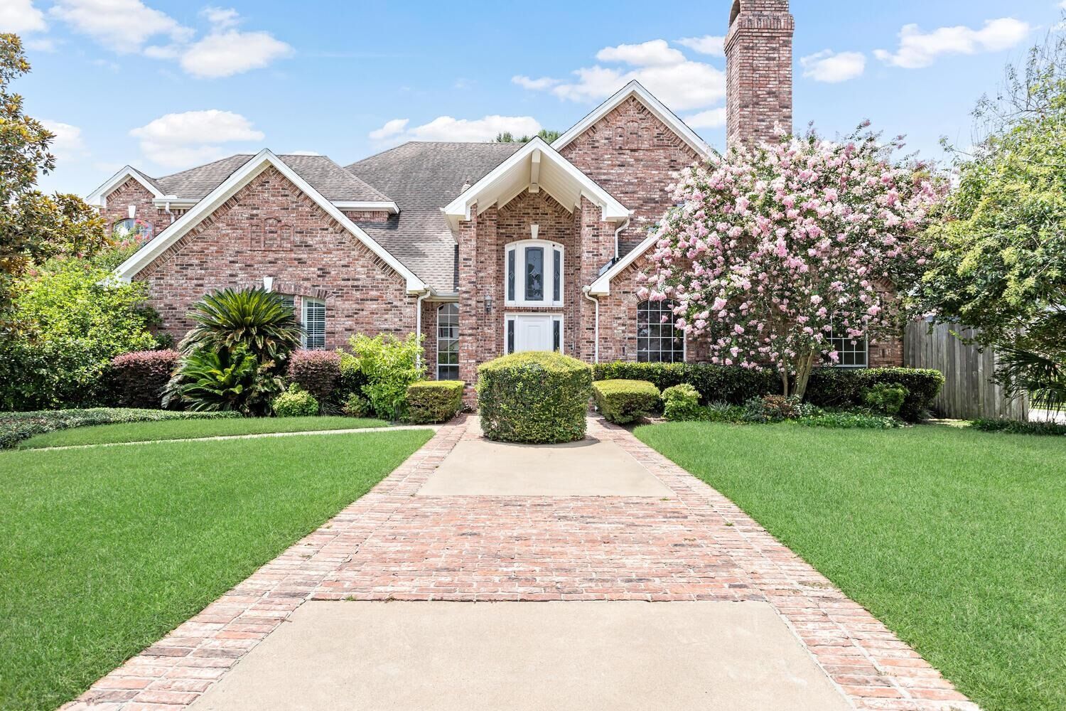 Property Photo:  4945 Bellechase Dr  TX 77706 
