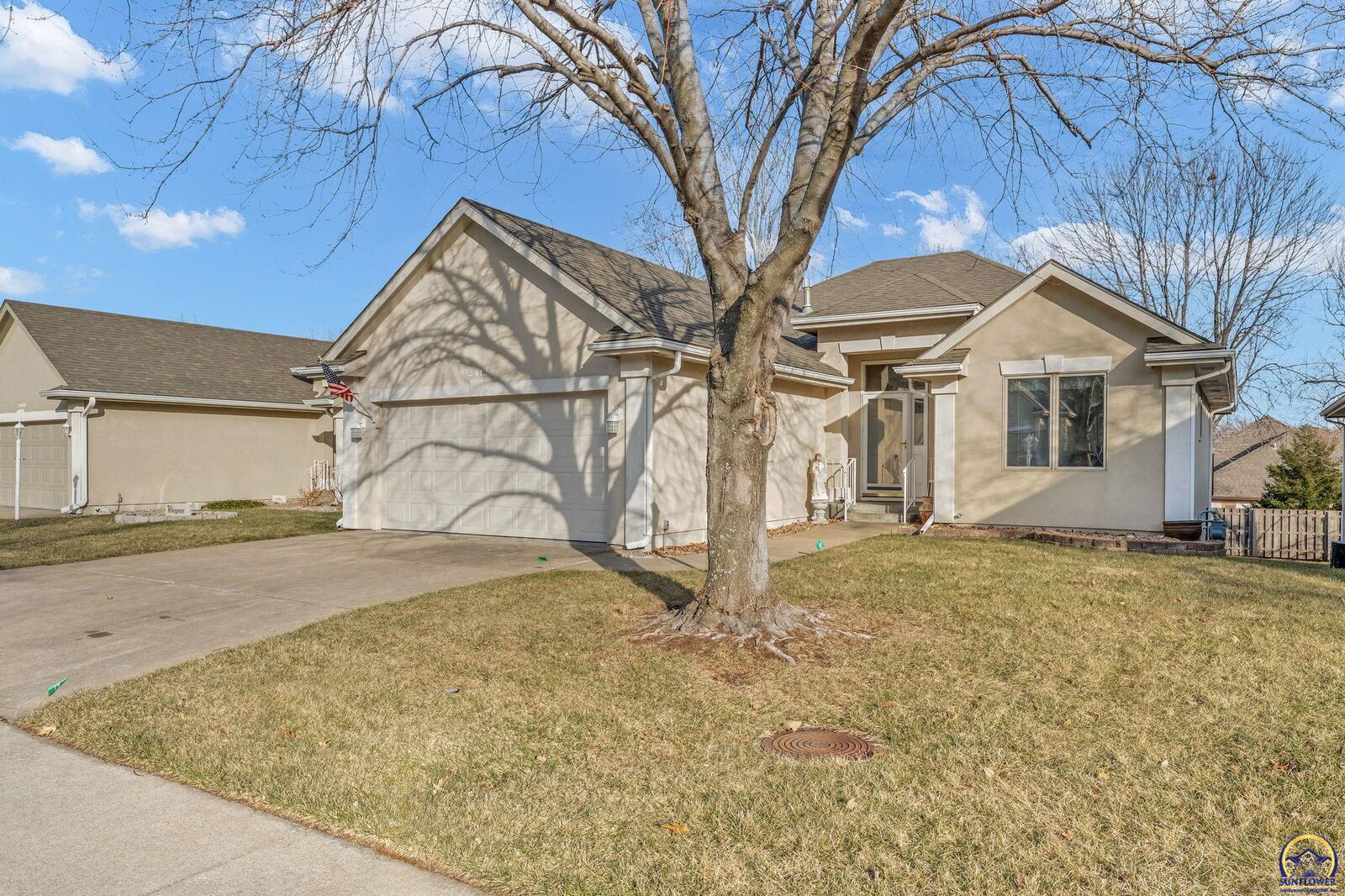 Property Photo:  2412 SW Kings Ct  KS 66614-4391 