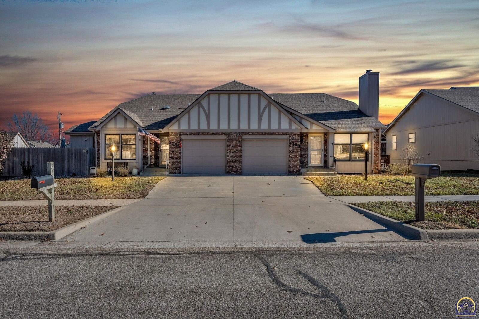 Property Photo:  2766 SW Arrowhead Rd  KS 66614 