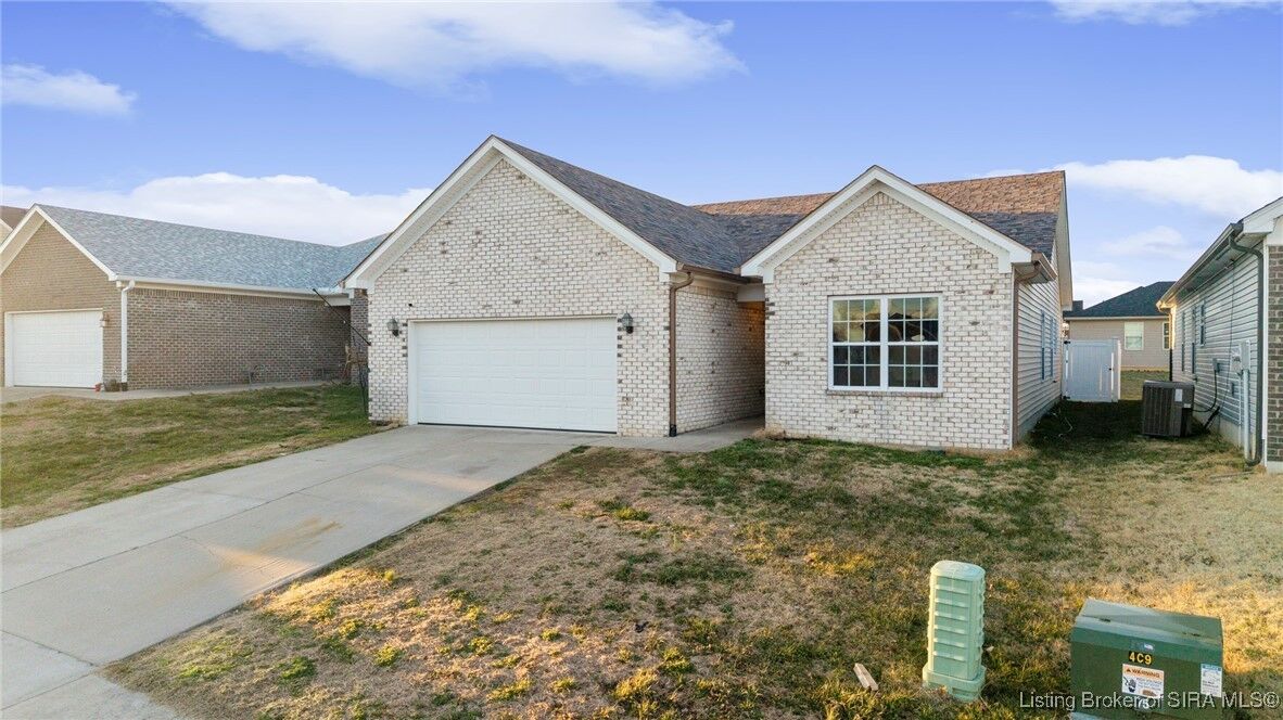 Property Photo:  7608 Julia Avenue  IN 47172 